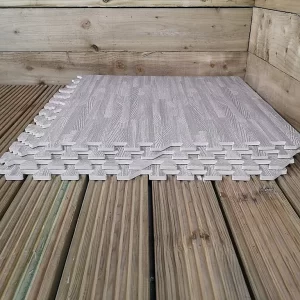 Is EVA Foam Safe for Vinyl Plank Flooring 