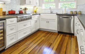 What Is the Best Solution to Clean Laminate Floors